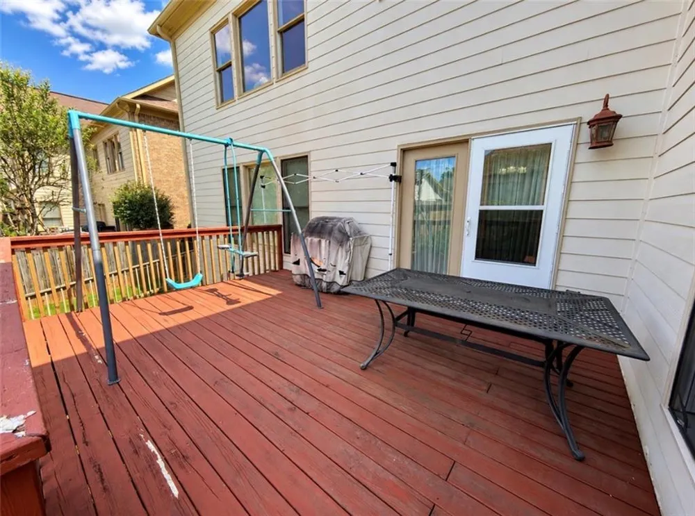 1653 Elesmere Oak Court Duluth, GA 30097