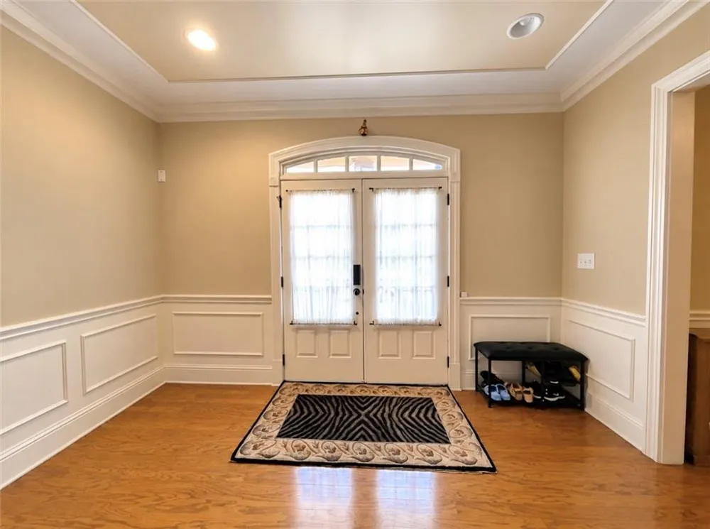 1653 Elesmere Oak Court Duluth, GA 30097