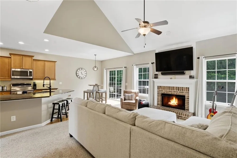 17 Lilyfield Lane Acworth, GA 30101
