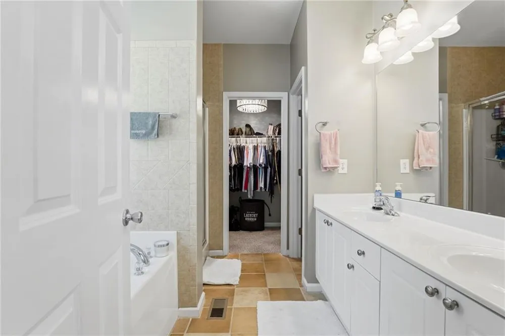 17 Lilyfield Lane Acworth, GA 30101