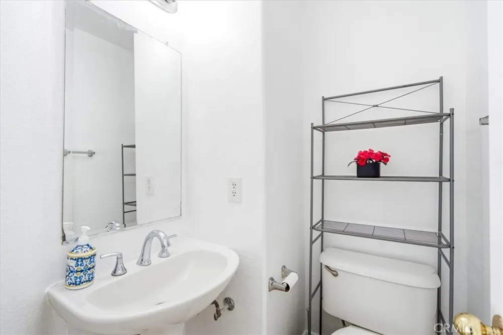 1473 Holcomb Placentia, CA 92870