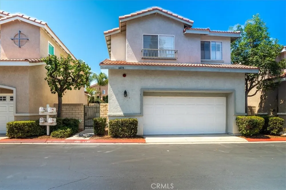 1473 Holcomb Placentia, CA 92870