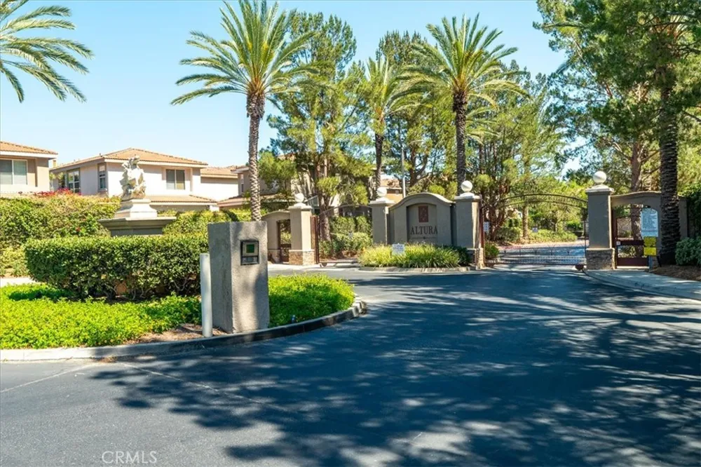 1473 Holcomb Placentia, CA 92870