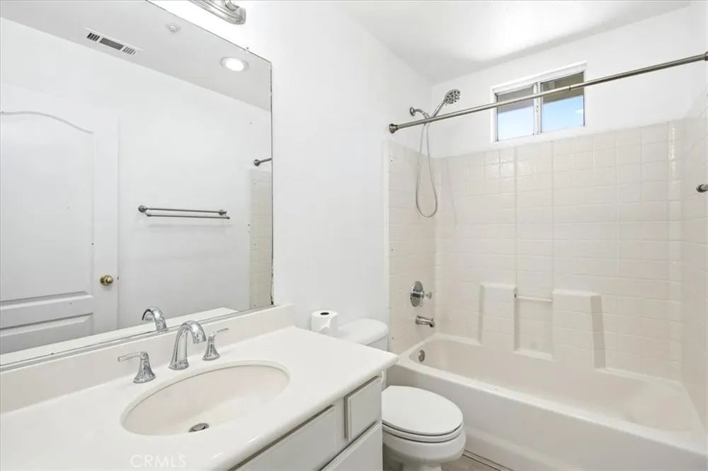 1473 Holcomb Placentia, CA 92870
