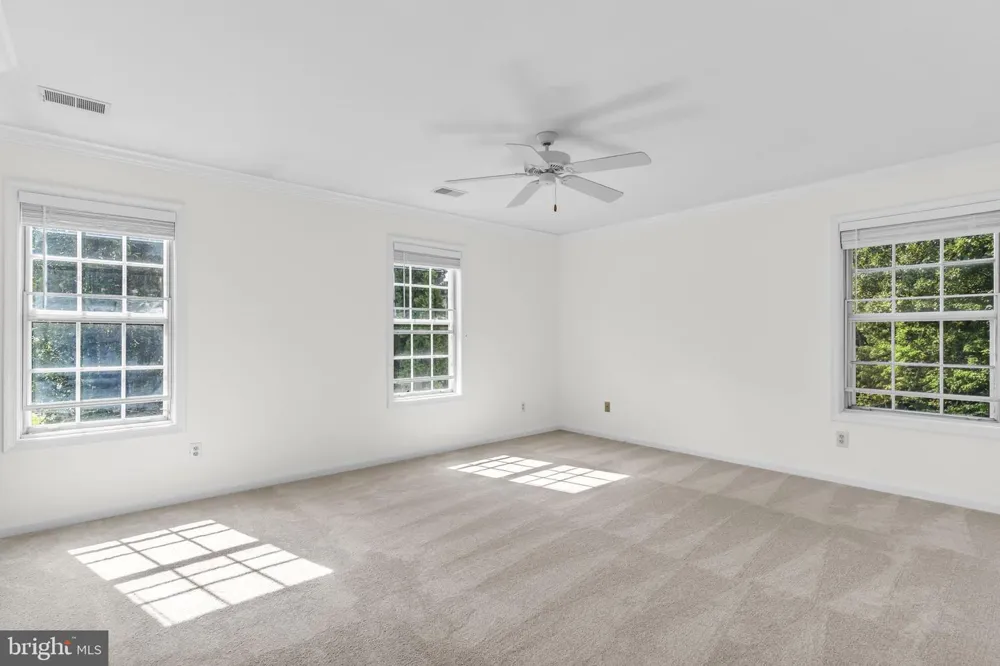 8516 INNISFREE DRIVE Springfield, VA 22153