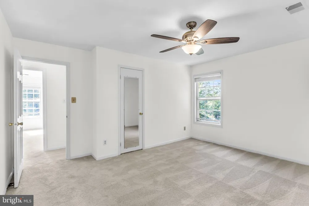 8516 INNISFREE DRIVE Springfield, VA 22153