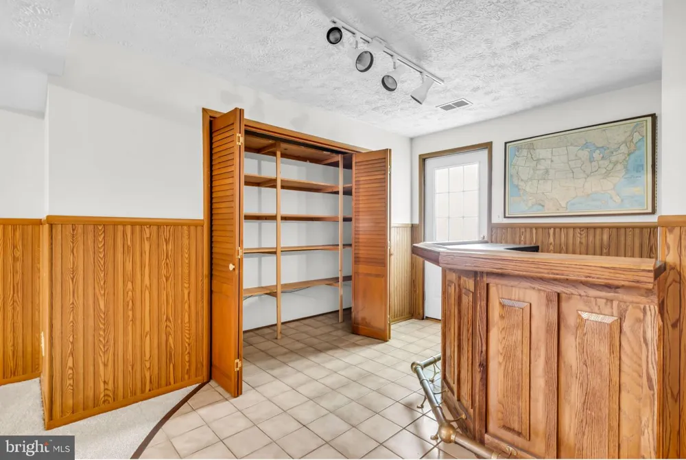 8516 INNISFREE DRIVE Springfield, VA 22153