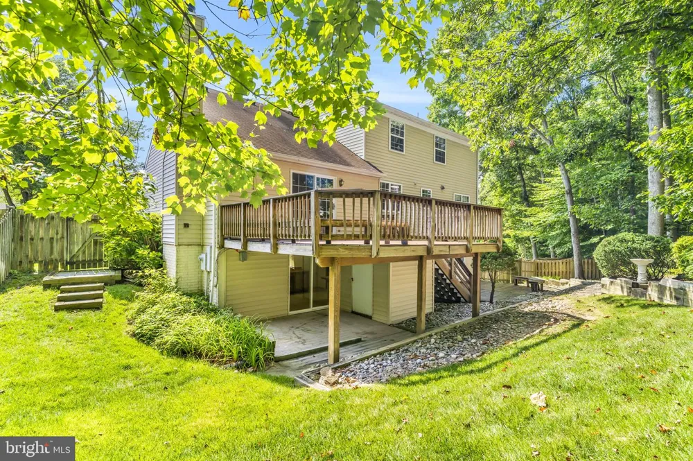 8516 INNISFREE DRIVE Springfield, VA 22153
