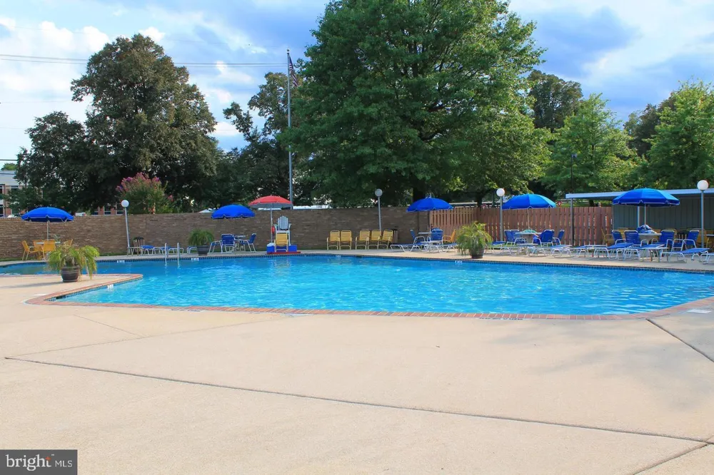 115 E KINGS HIGHWAY #406 Maple Shade, NJ 08052