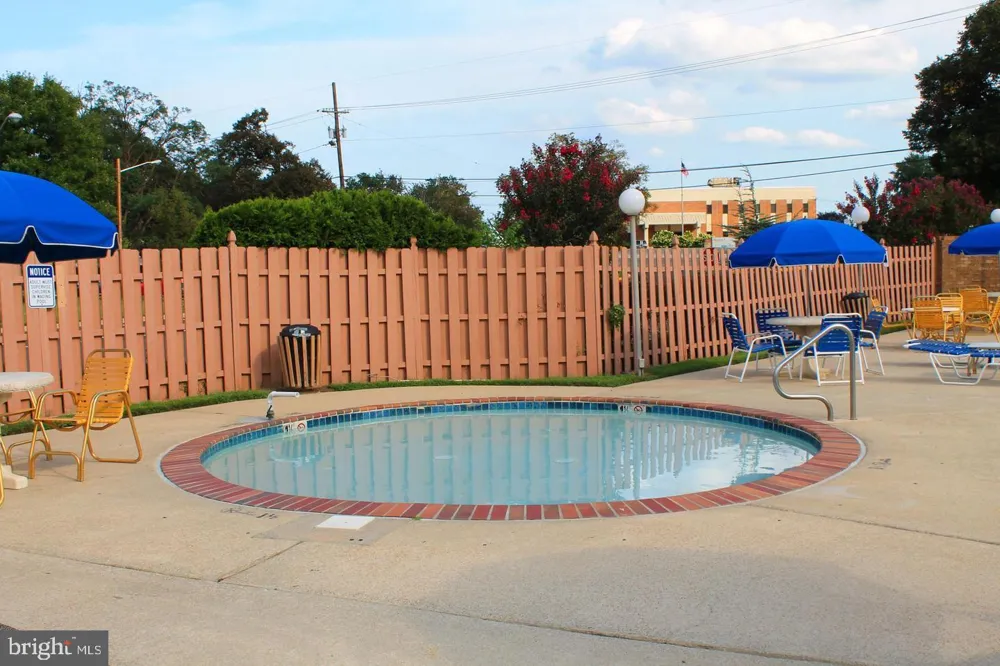 115 E KINGS HIGHWAY #406 Maple Shade, NJ 08052