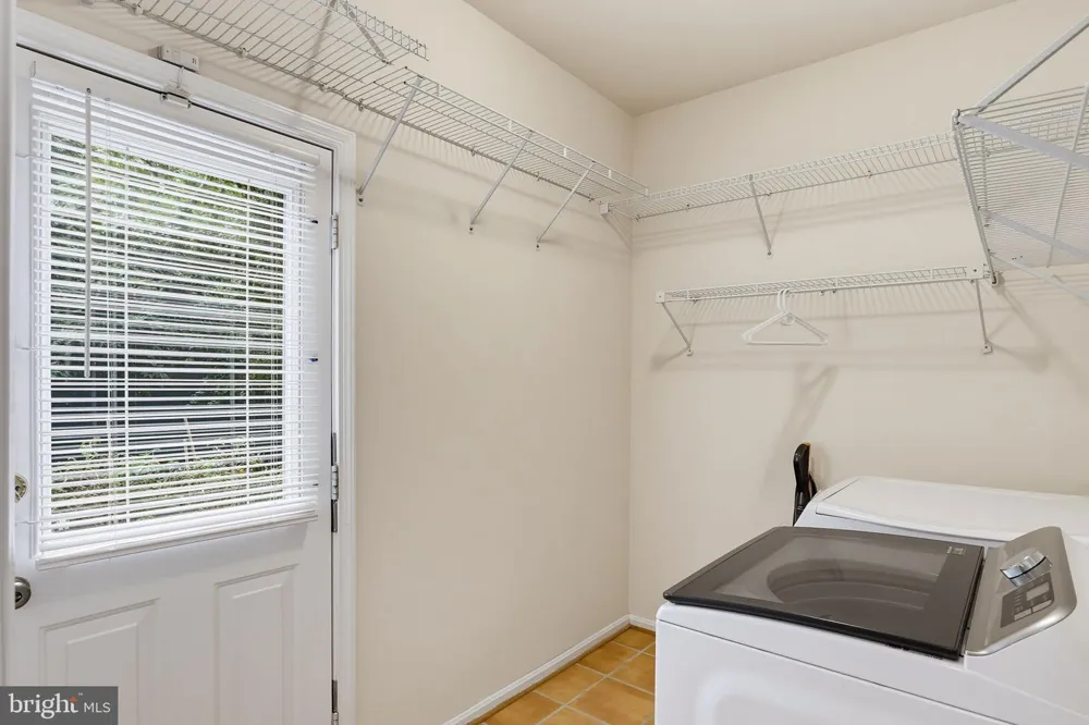 640 SEAN DRIVE Annapolis, MD 21401
