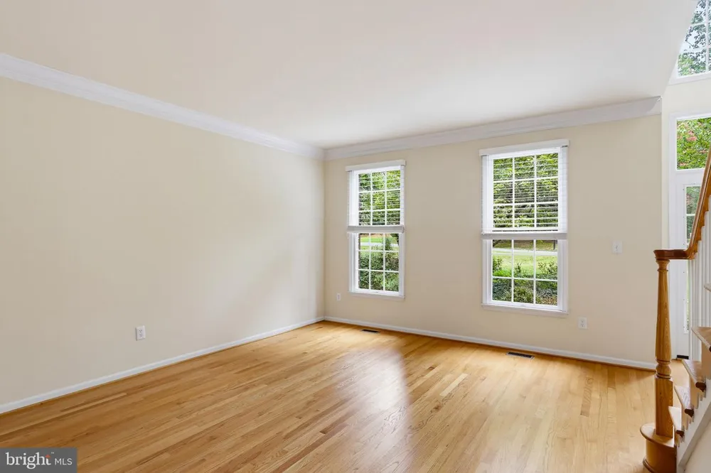 640 SEAN DRIVE Annapolis, MD 21401