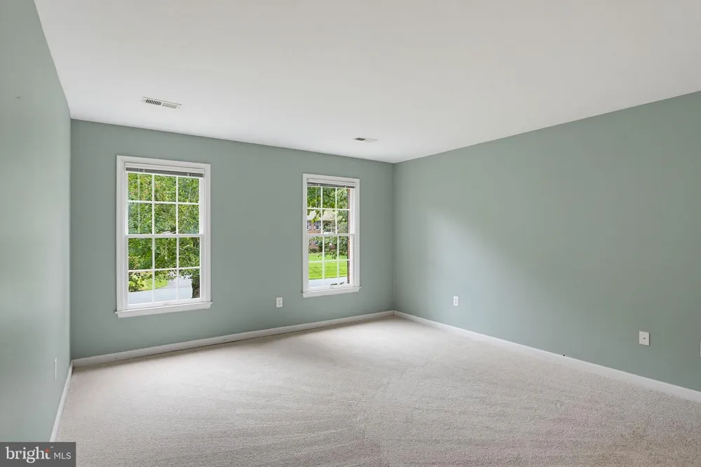 640 SEAN DRIVE Annapolis, MD 21401