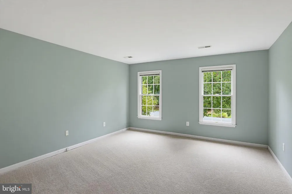 640 SEAN DRIVE Annapolis, MD 21401