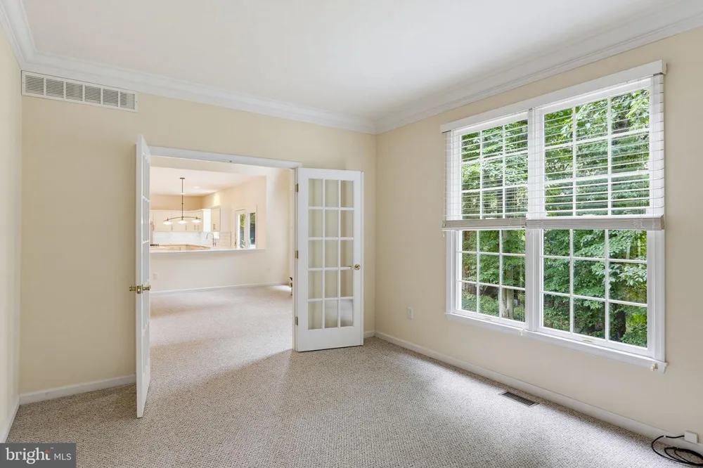 640 SEAN DRIVE Annapolis, MD 21401