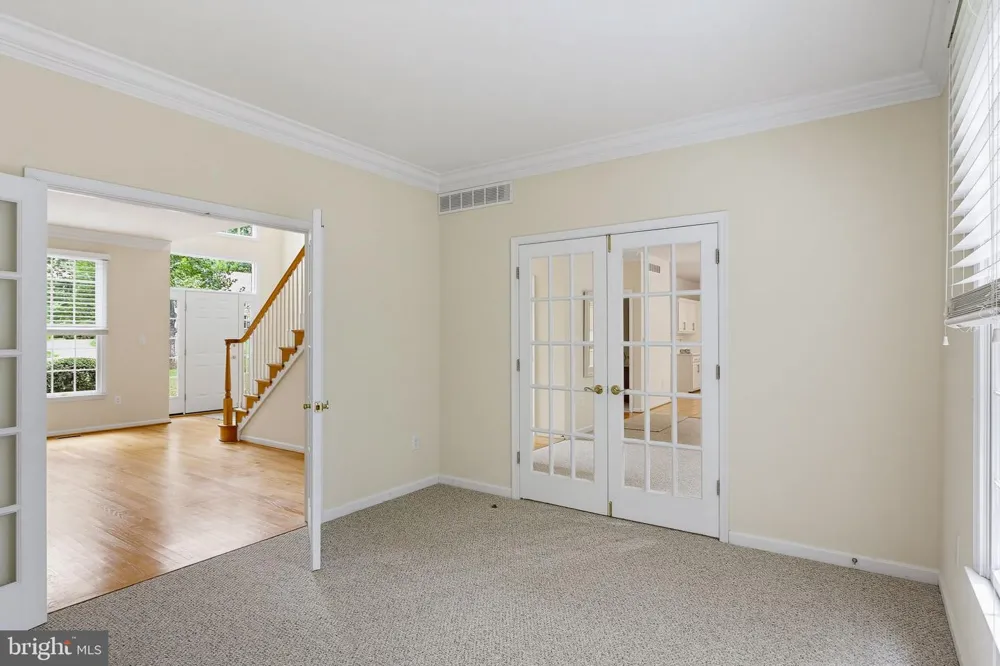 640 SEAN DRIVE Annapolis, MD 21401