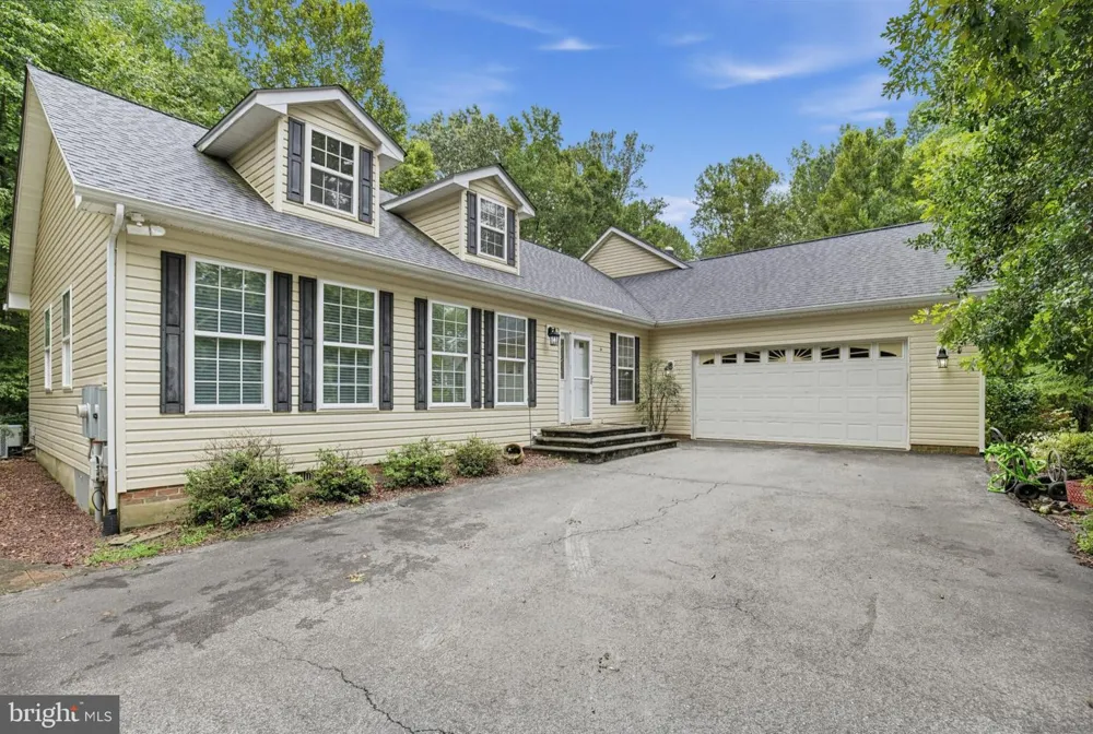 6050 DEEPDEEN PLACE Bryantown, MD 20617