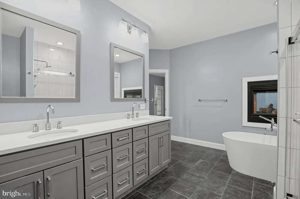6050 DEEPDEEN PLACE Bryantown, MD 20617