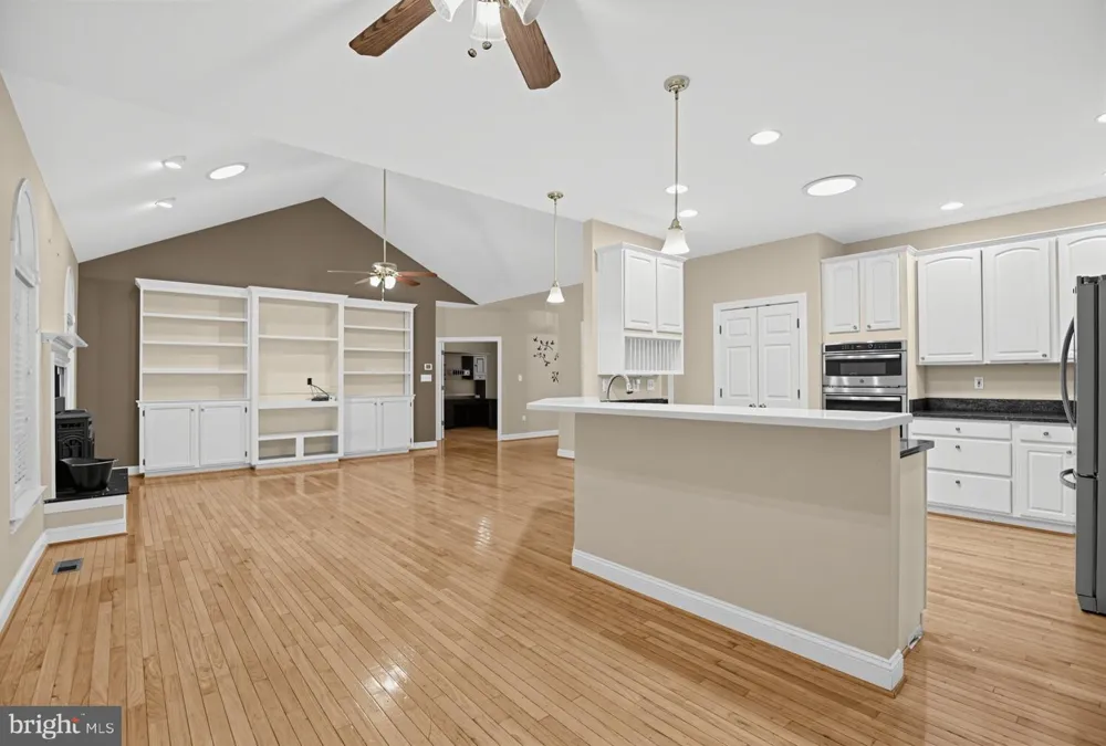 6050 DEEPDEEN PLACE Bryantown, MD 20617