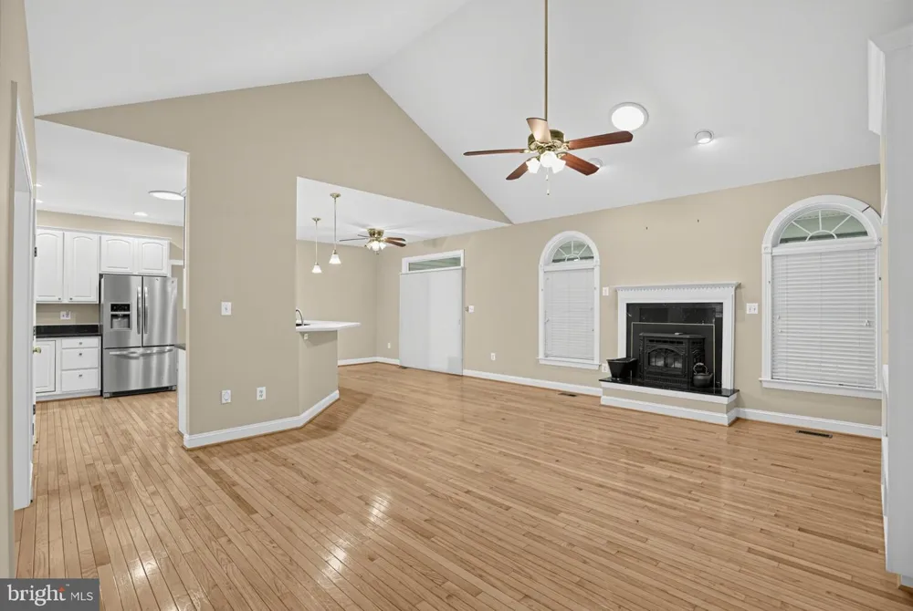 6050 DEEPDEEN PLACE Bryantown, MD 20617