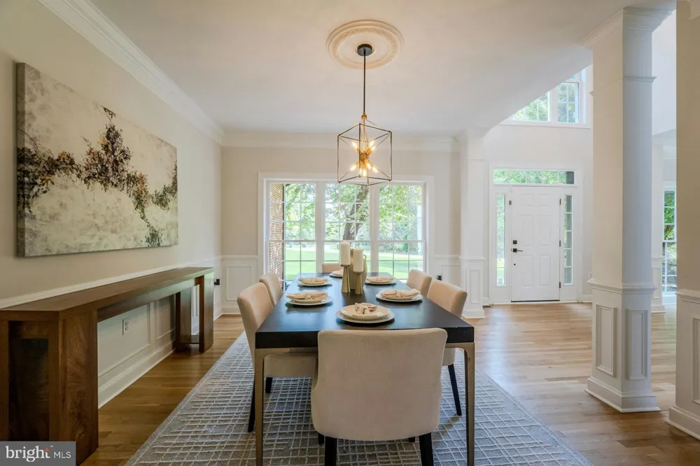 17301 ROUNDMONT PLACE Round Hill, VA 20141
