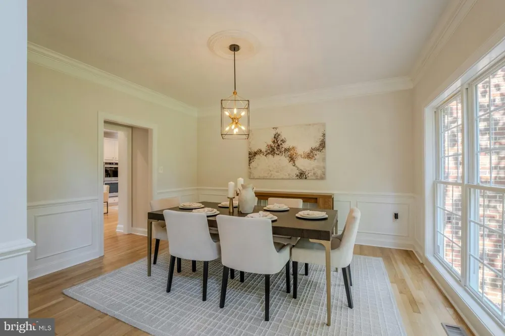 17301 ROUNDMONT PLACE Round Hill, VA 20141