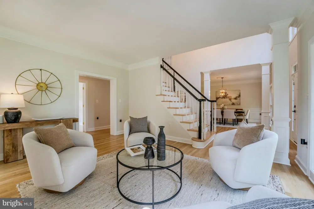 17301 ROUNDMONT PLACE Round Hill, VA 20141