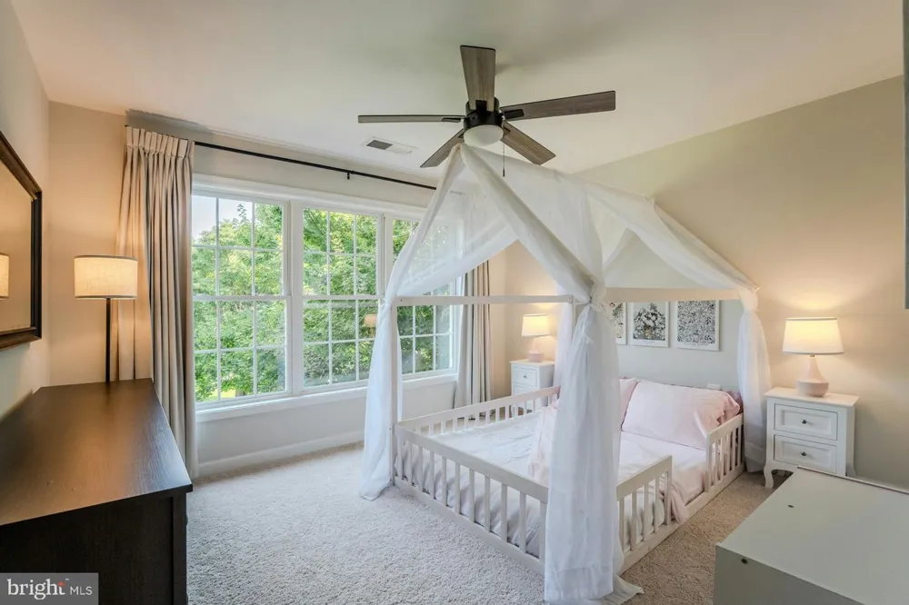 17301 ROUNDMONT PLACE Round Hill, VA 20141