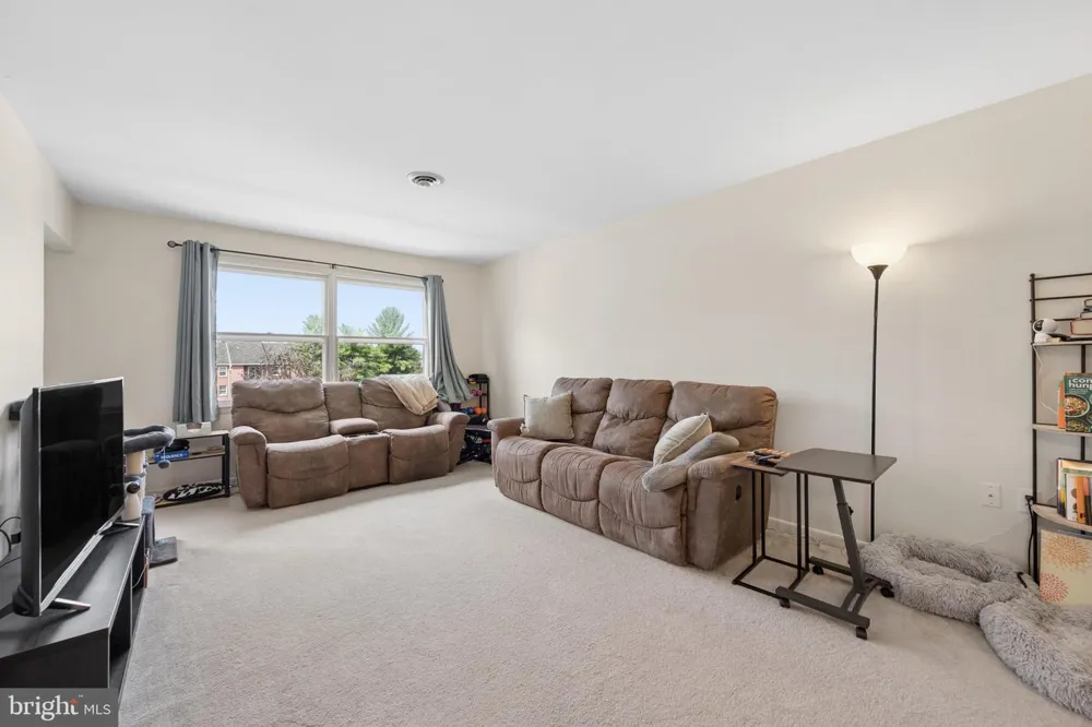 100 CHAPEL COURT #318 Walkersville, MD 21793