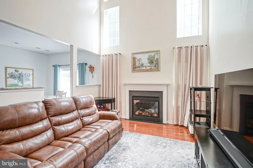 135 CHANCELLOR DRIVE Deptford, NJ 08096