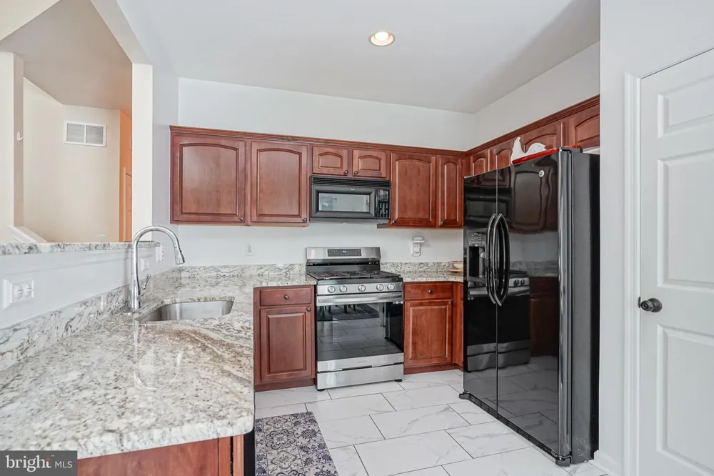 135 CHANCELLOR DRIVE Deptford, NJ 08096