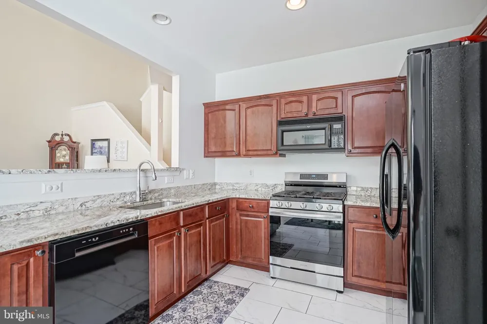 135 CHANCELLOR DRIVE Deptford, NJ 08096