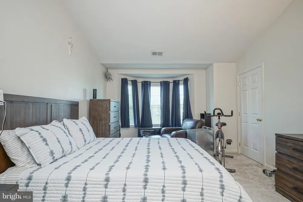 135 CHANCELLOR DRIVE Deptford, NJ 08096