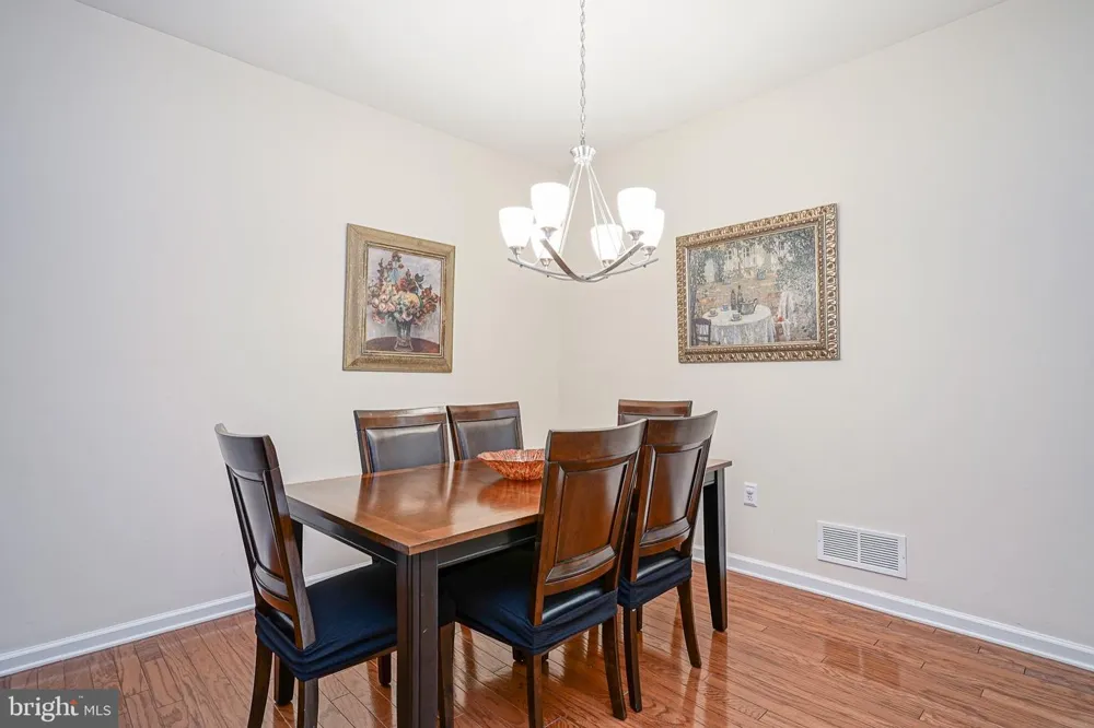 135 CHANCELLOR DRIVE Deptford, NJ 08096