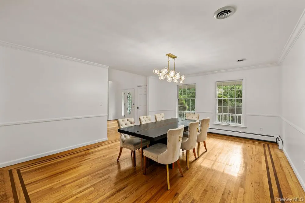 10 Golden Road Montebello, NY 10901
