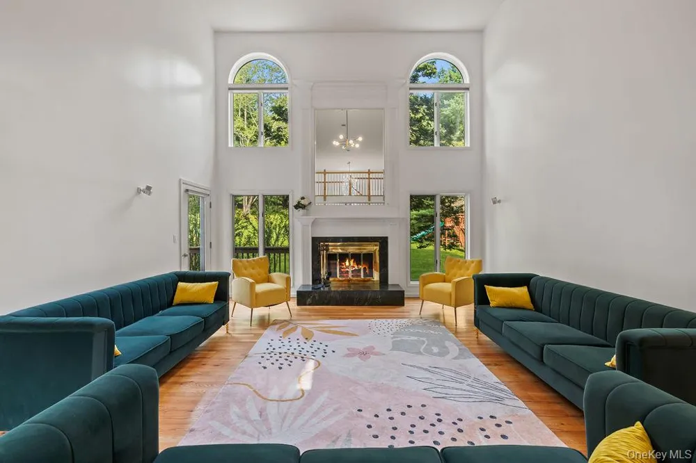 10 Golden Road Montebello, NY 10901