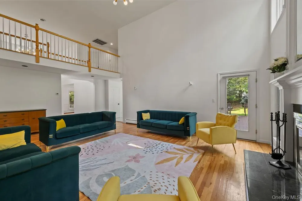10 Golden Road Montebello, NY 10901