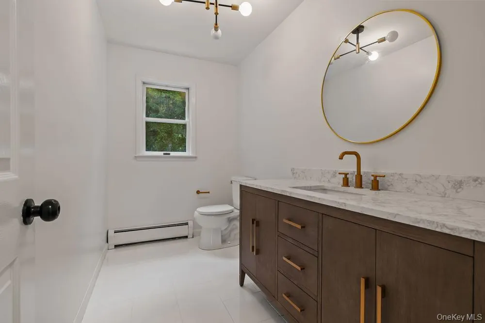 10 Golden Road Montebello, NY 10901