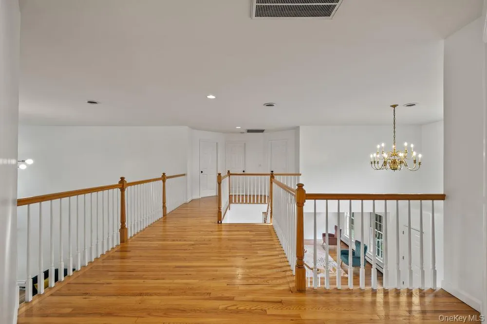 10 Golden Road Montebello, NY 10901