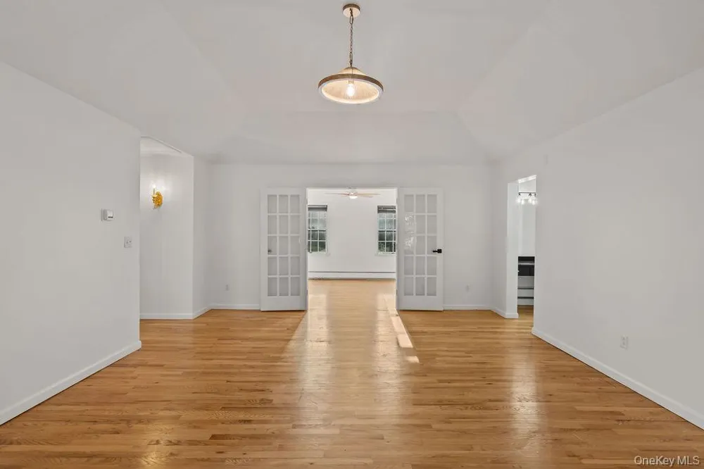 10 Golden Road Montebello, NY 10901