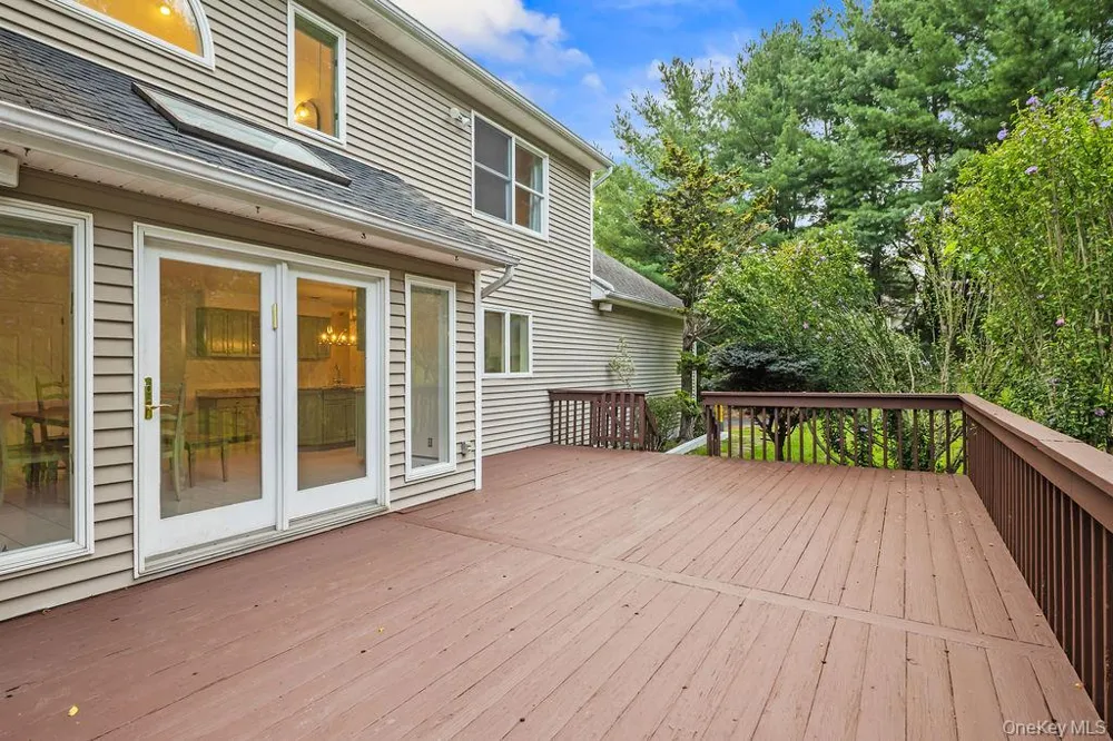 10 Golden Road Montebello, NY 10901