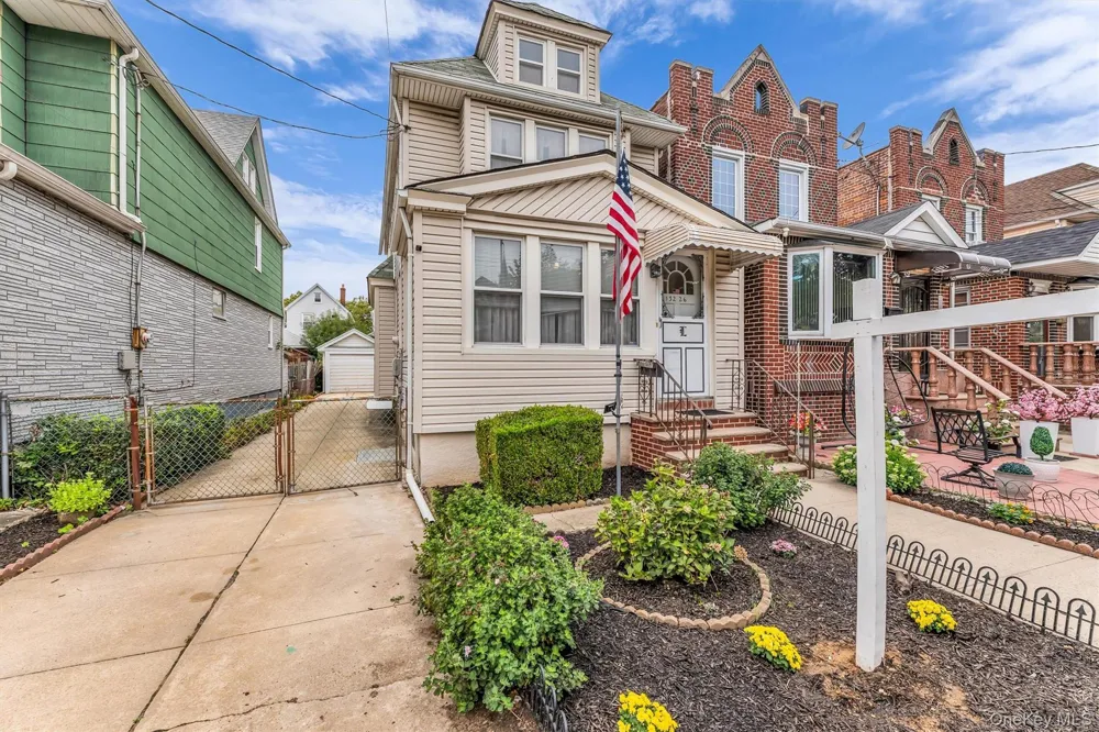 13226 114th Place South Ozone Park, NY 11420