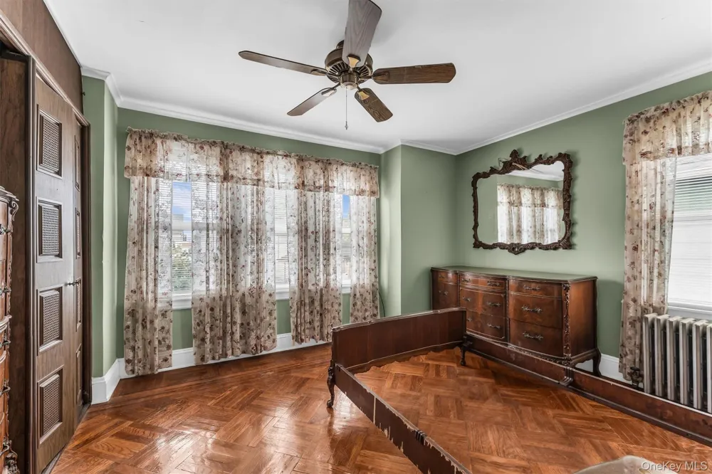 13226 114th Place South Ozone Park, NY 11420