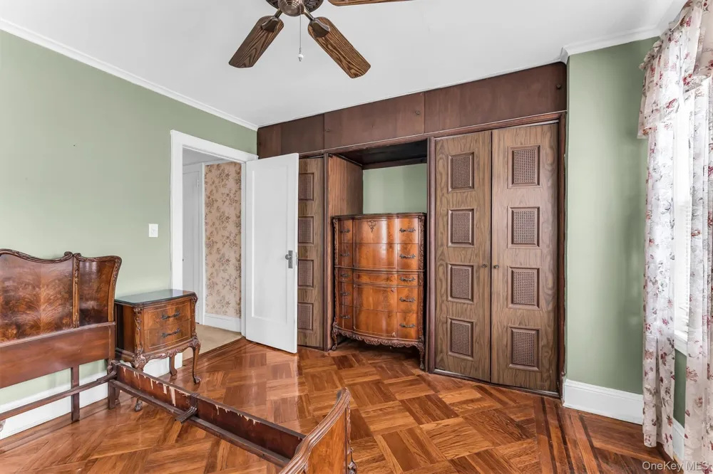 13226 114th Place South Ozone Park, NY 11420