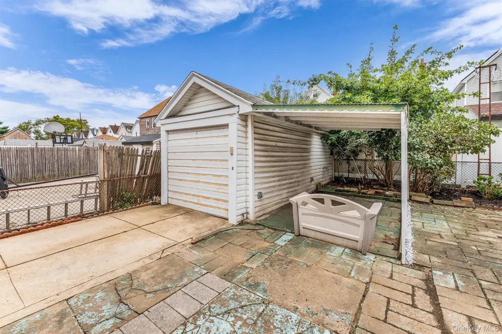 13226 114th Place South Ozone Park, NY 11420