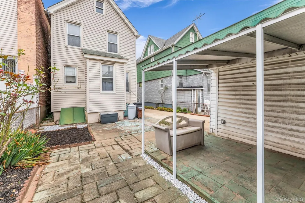 13226 114th Place South Ozone Park, NY 11420