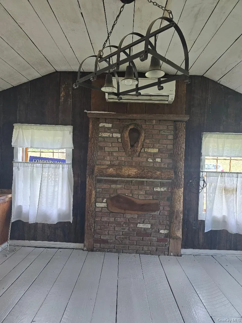 6437 Route 209 Kerhonkson, NY 12446
