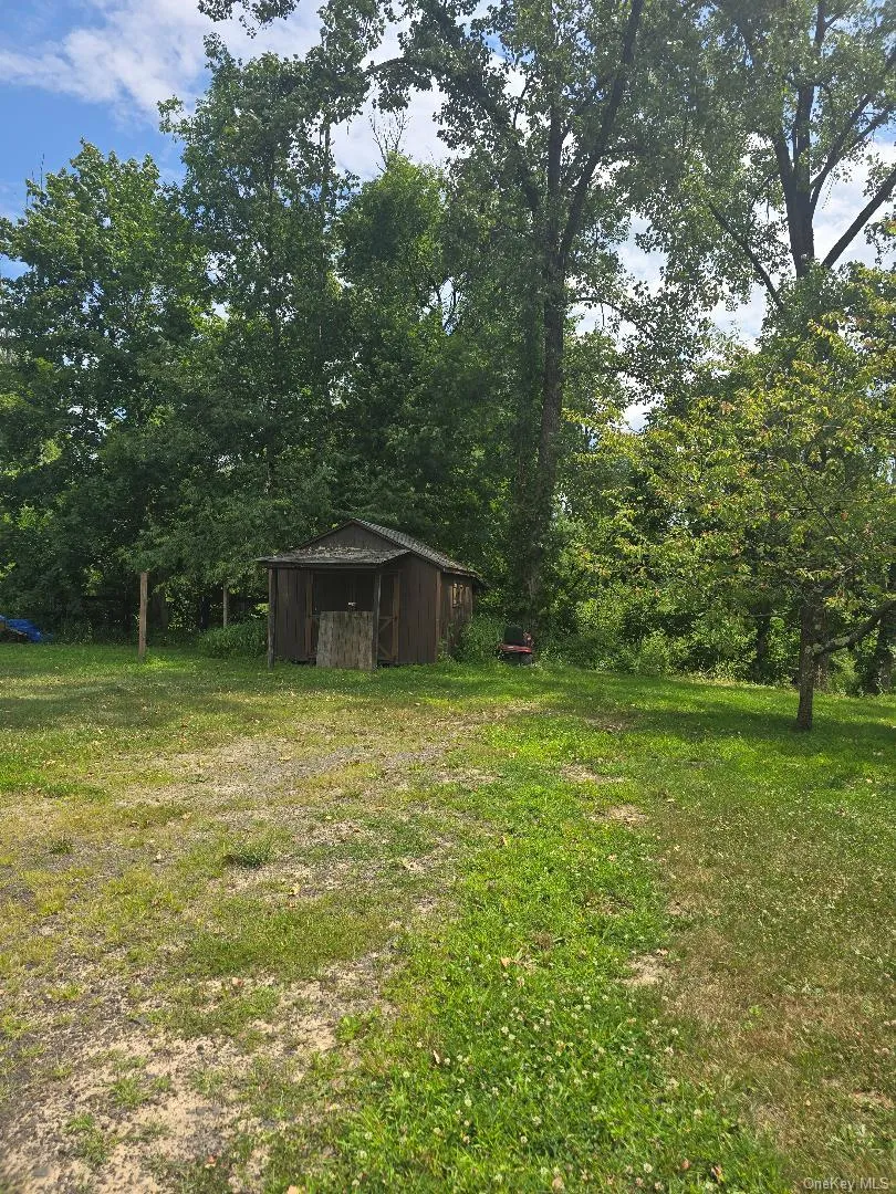 6437 Route 209 Kerhonkson, NY 12446