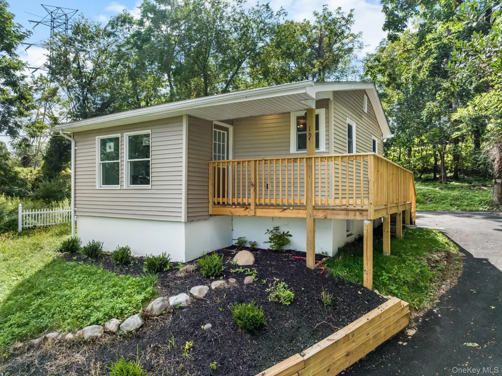 19 Dykes Park Road Nanuet, NY 10954