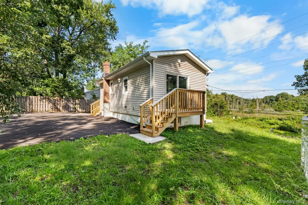 19 Dykes Park Road Nanuet, NY 10954